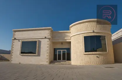 Villa - 4 Bedrooms - 6 Bathrooms for rent in Al Riffa - Ras Al Khaimah