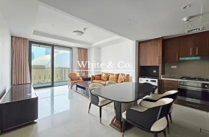 Apartment - 1 Bedroom - 1 Bathroom for sale in Boulevard Point - Downtown Dubai - Dubai