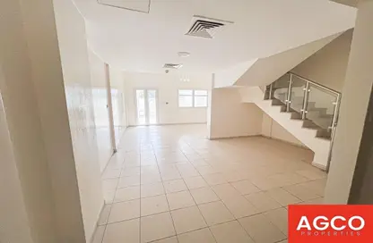 Villa - 5 Bedrooms - 3 Bathrooms for rent in Al Barsha South 4 - Al Barsha South - Al Barsha - Dubai