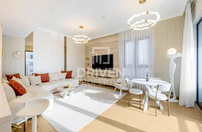 Apartment - 2 Bedrooms - 3 Bathrooms for sale in La Voile - La Mer - Jumeirah - Dubai