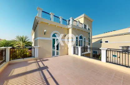 Villa - 4 Bedrooms - 4 Bathrooms for rent in Legacy - Jumeirah Park - Dubai