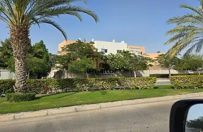 Villa - 5 Bedrooms - 6 Bathrooms for sale in Contemporary Style - Al Reef Villas - Al Reef - Abu Dhabi