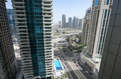 Apartment - 1 Bedroom - 2 Bathrooms for sale in Marina Pinnacle - Dubai Marina - Dubai