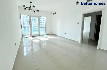 Apartment - 1 Bedroom - 2 Bathrooms for sale in Marina Pinnacle - Dubai Marina - Dubai