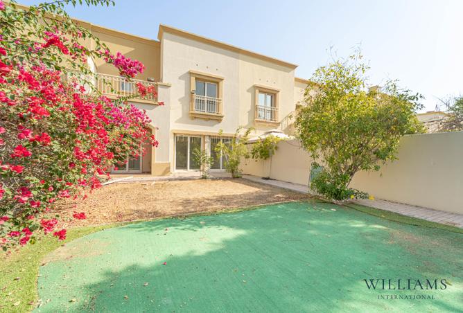 Villa - 3 Bedrooms - 2 Bathrooms for sale in Springs 12 - The Springs - Dubai