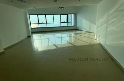 Apartment - 3 Bedrooms - 4 Bathrooms for sale in Corniche Tower - Ajman Corniche Road - Ajman