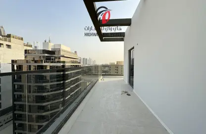 Apartment - 3 Bedrooms - 5 Bathrooms for sale in Diamond Building - Al Satwa - Dubai