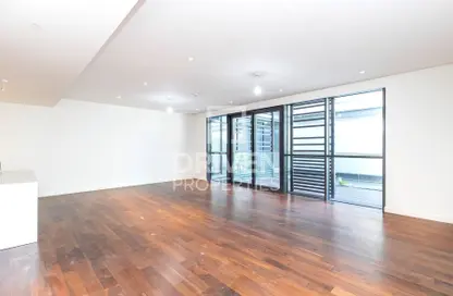 Apartment - 1 Bedroom - 2 Bathrooms for sale in Building 9 - City Walk - Dubai