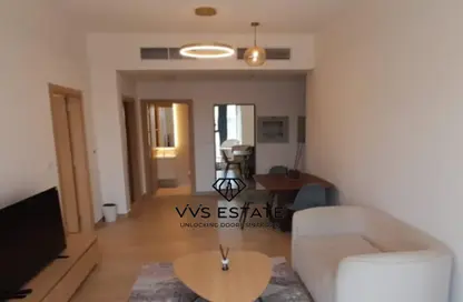 Apartment - 1 Bedroom - 2 Bathrooms for rent in Regina Tower - Jumeirah Village Circle - Dubai