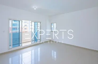 Apartment - 3 Bedrooms - 4 Bathrooms for sale in Tower 31 - Al Reef Downtown - Al Reef - Abu Dhabi