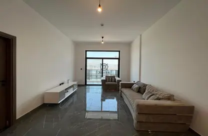 شقة - غرفة نوم - 1 حمام للايجار في جويا بلانكا ريزيدنس - ارجان - دبي