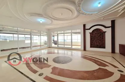 Penthouse - 3 Bedrooms - 5 Bathrooms for rent in Al Nakheel Tower - Al Khalidiya - Abu Dhabi