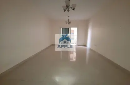 Apartment - 3 Bedrooms - 3 Bathrooms for rent in Muwailih Building - Muwaileh - Sharjah