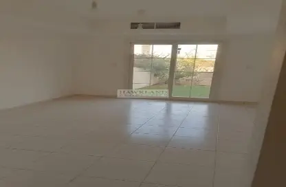 Villa - 2 Bedrooms - 3 Bathrooms for rent in Springs 3 - The Springs - Dubai