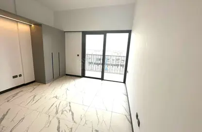 Empty Room image for: Apartment - 1 Bathroom for rent in MAG Eye - District 7 - Mohammed Bin Rashid City - Dubai, Image 1
