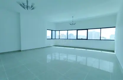 Apartment - 1 Bedroom - 2 Bathrooms for rent in Al Mamzar - Sharjah - Sharjah