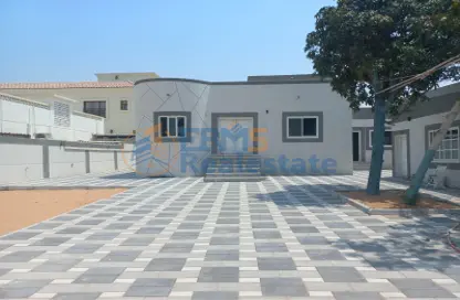 Villa - 5 Bedrooms - 4 Bathrooms for rent in Halwan - Sharjah