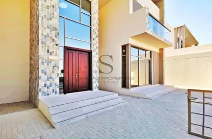 Villa - 5 Bedrooms - 5 Bathrooms for rent in West Village - Al Furjan - Dubai