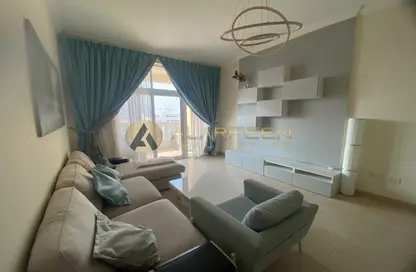 Apartment - 2 Bedrooms - 2 Bathrooms for rent in Plaza Residences 1 - Plaza Residences - Jumeirah Village Circle - Dubai