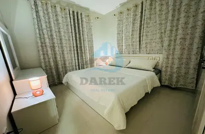 Apartment - 2 Bedrooms - 2 Bathrooms for rent in Corniche Tower - Ajman Corniche Road - Ajman