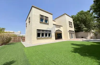 Villa - 3 Bedrooms - 5 Bathrooms for rent in Regional - Jumeirah Park - Dubai