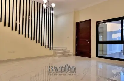 فيلا - 5 غرف نوم - 7 حمامات للايجار في شارع السطوة - السطوة - دبي