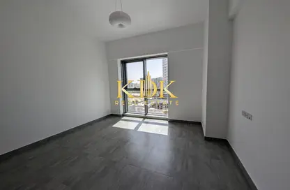 Apartment - 1 Bedroom - 2 Bathrooms for rent in Alpha Green Tower - Jumeirah Village Circle - Dubai