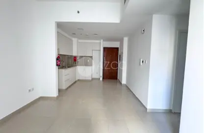 Apartment - 1 Bedroom - 1 Bathroom for sale in Hayat Boulevard-1B - Hayat Boulevard - Town Square - Dubai