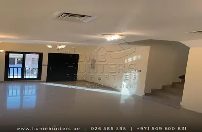 Villa - 2 Bedrooms - 3 Bathrooms for rent in Zone 8 - Hydra Village - Abu Dhabi