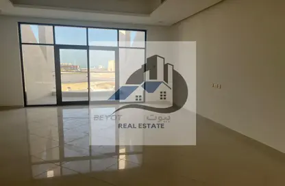 Villa - 4 Bedrooms - 4 Bathrooms for rent in Ajman Corniche Road - Ajman