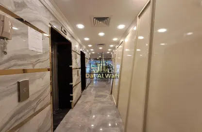 Apartment - 1 Bathroom for rent in Al Hafeet Tower 8 - Al Nahda - Sharjah