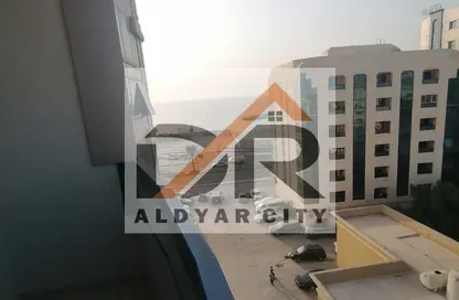 Apartment - 2 Bedrooms - 2 Bathrooms for rent in Corniche Tower - Ajman Corniche Road - Ajman