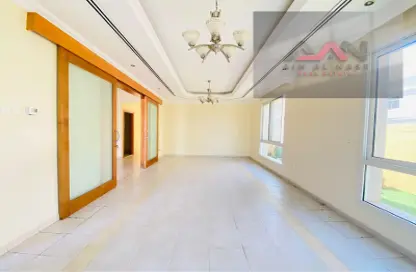 Villa - 3 Bedrooms - 4 Bathrooms for rent in Mirdif Villas - Mirdif - Dubai