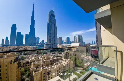 Outdoor Building image for: Apartment - 2 Bedrooms - 2 Bathrooms for rent in Burj Royale - Downtown Dubai - Dubai, Image 1