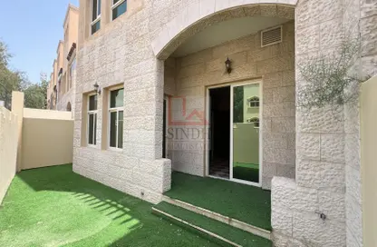 فيلا - 4 غرف نوم - 4 حمامات للايجار في حدائق المشرف - المشرف - أبوظبي
