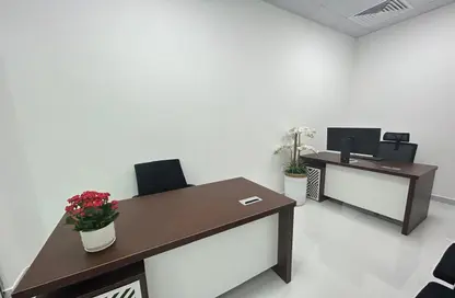 Business Centre - Studio - 1 Bathroom for rent in Red Avenue - Al Garhoud - Dubai