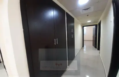 Apartment - 2 Bedrooms - 3 Bathrooms for rent in Shabiya 9 - Shabiya - Mussafah - Abu Dhabi