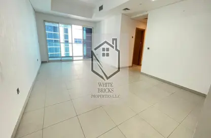 Apartment - 2 Bedrooms - 4 Bathrooms for rent in Mina Zayed - Abu Dhabi