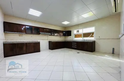 Apartment - 2 Bedrooms - 2 Bathrooms for rent in Khalifa City A Villas - Khalifa City A - Khalifa City - Abu Dhabi