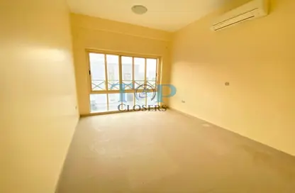 شقة - غرفة نوم - 2 حمامات للايجار في بيدا بن عمار - اشارج - العين