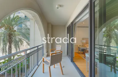 Townhouse - 3 Bedrooms - 4 Bathrooms for sale in Palazzo Versace - Culture Village - Dubai