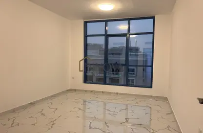 Apartment - 1 Bathroom for rent in Al Amir Building - Arjan - Dubai