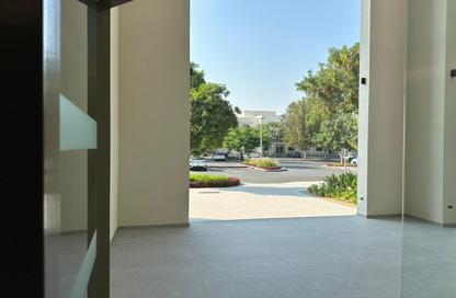 Apartment - 2 Bedrooms - 2 Bathrooms for rent in The Gardens Buildings - The Gardens - Dubai