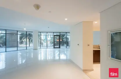 Apartment - 2 Bedrooms - 3 Bathrooms for sale in BLVD Crescent Podium - BLVD Crescent - Downtown Dubai - Dubai