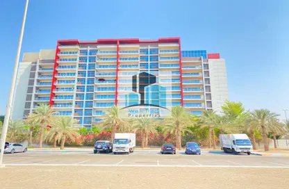 Apartment - 2 Bedrooms - 3 Bathrooms for rent in Park Residences by Rotana - Khalifa Park - Eastern Road - Abu Dhabi