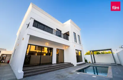 Villa - 5 Bedrooms - 6 Bathrooms for sale in Jumeirah Park Homes - Jumeirah Park - Dubai