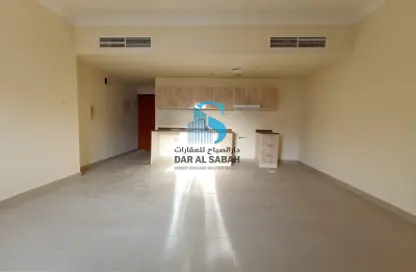 Apartment - 1 Bathroom for rent in Bukhara Street - Al Nahda - Sharjah