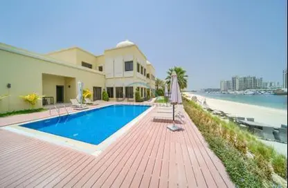 Villa - 6 Bedrooms - 5 Bathrooms for rent in Signature Villas Frond P - Signature Villas - Palm Jumeirah - Dubai