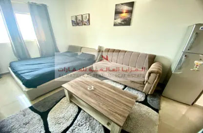 Apartment - Studio - 1 Bathroom for rent in Al Khan Lagoon - Al Khan - Sharjah