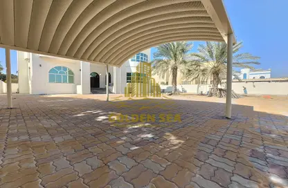 Villa - 7 Bedrooms for rent in Seashore - Rabdan - Abu Dhabi